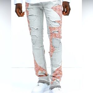 NWT!!! Mens stylish ripped, stacked jeans; 40W